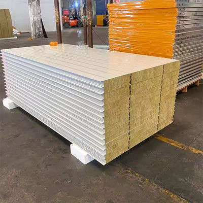comprar Painel de sanduíche de sala limpa feito à mão resistente ao fogo Proteção antibacteriana durável para instalações médicas online manufacture